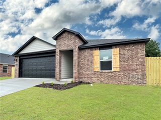 1661 Ridgeview Drive, Springdale, AR 72762