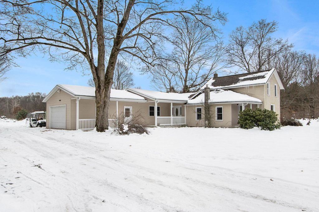 32435 Co Rd 669, Porter Twp, MI 49065