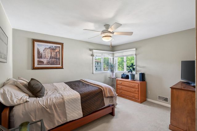 765 Rose Place, Roseville, MN 55113