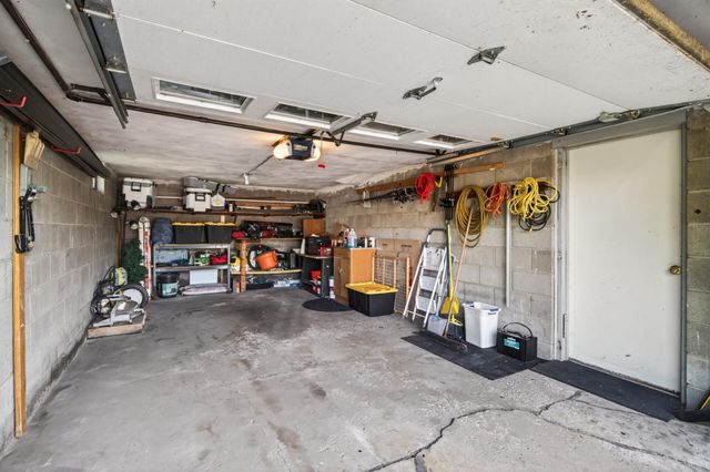 765 Rose Place, Roseville, MN 55113