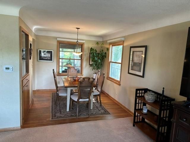 765 Rose Place, Roseville, MN 55113