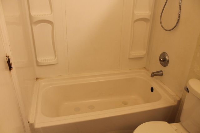 114 Cliffview DR, Covington, VA 24426