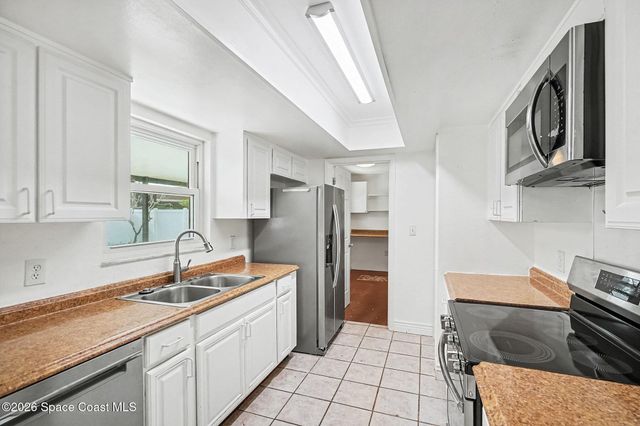 886 Barris Lane, Rockledge, FL 32955