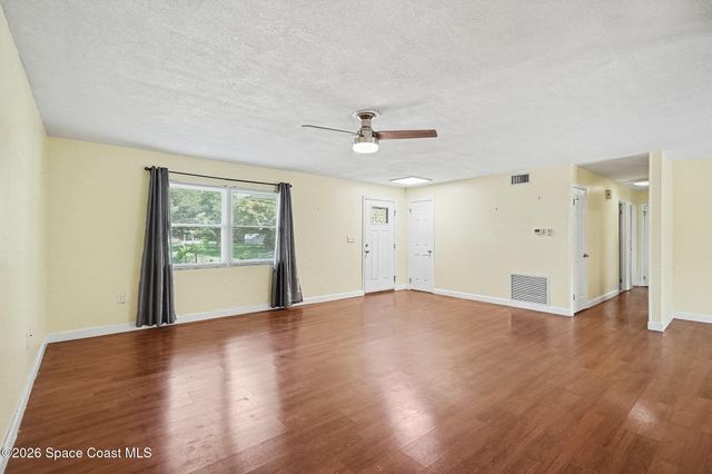 886 Barris Lane, Rockledge, FL 32955