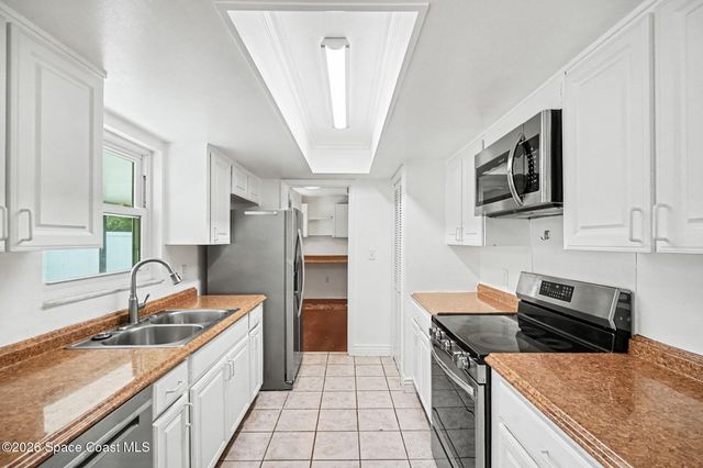 886 Barris Lane, Rockledge, FL 32955