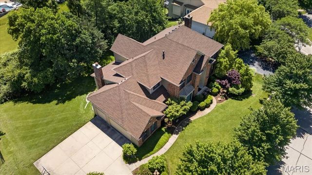 16354 Champion Drive, Chesterfield, MO 63005