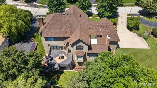 16354 Champion Drive, Chesterfield, MO 63005