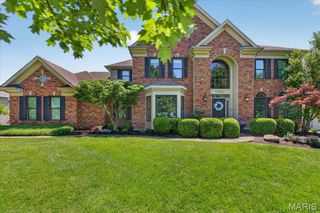 16354 Champion Drive, Chesterfield, MO 63005