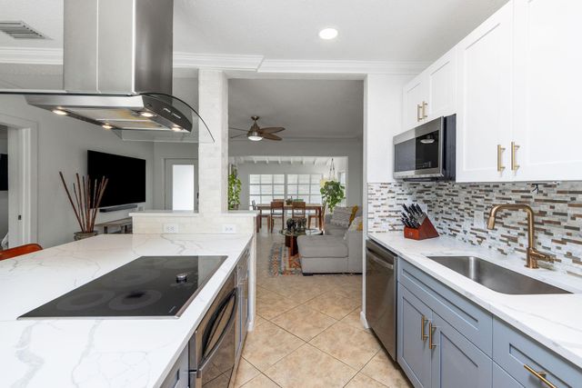 2380 SW 15th Street, Fort Lauderdale, FL 33312