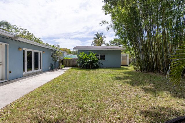 2380 SW 15th Street, Fort Lauderdale, FL 33312