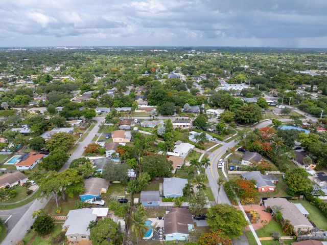2380 SW 15th Street, Fort Lauderdale, FL 33312
