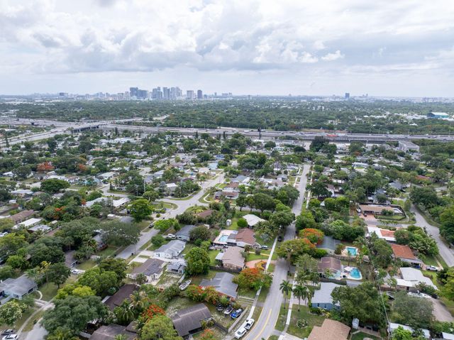 2380 SW 15th Street, Fort Lauderdale, FL 33312