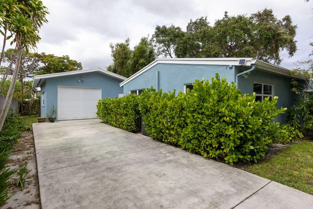 2380 SW 15th Street, Fort Lauderdale, FL 33312