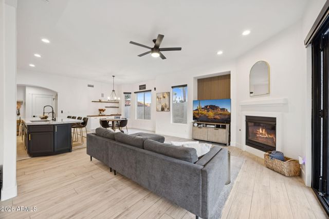 578 N Acacia Drive, Gilbert, AZ 85233