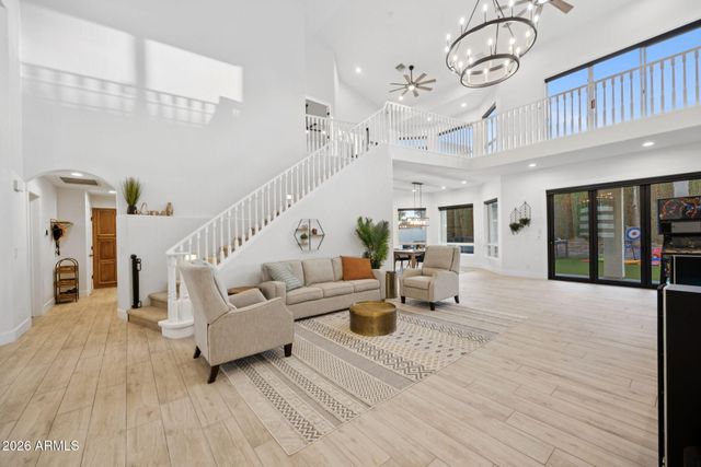 578 N Acacia Drive, Gilbert, AZ 85233