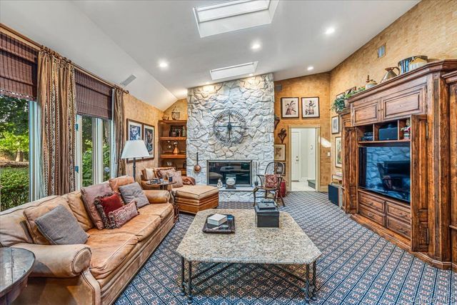 11 Wenwood Drive, Brookville, NY 11545