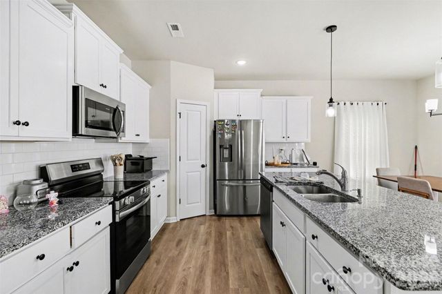 9028 Stoney Waters Court, Charlotte, NC 28215