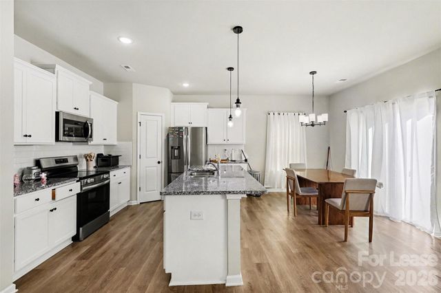 9028 Stoney Waters Court, Charlotte, NC 28215