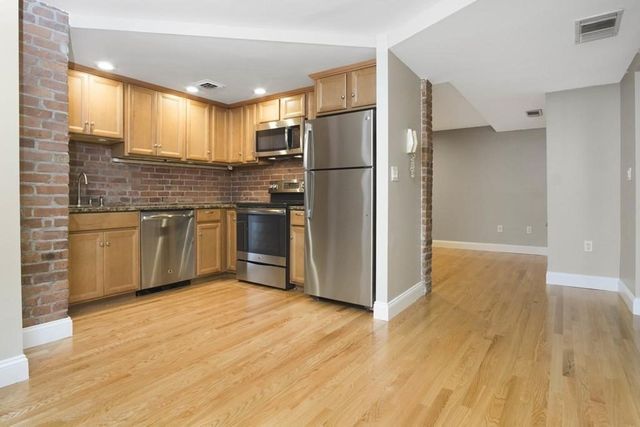 95 Gainsborough St 7, Boston, MA 02115