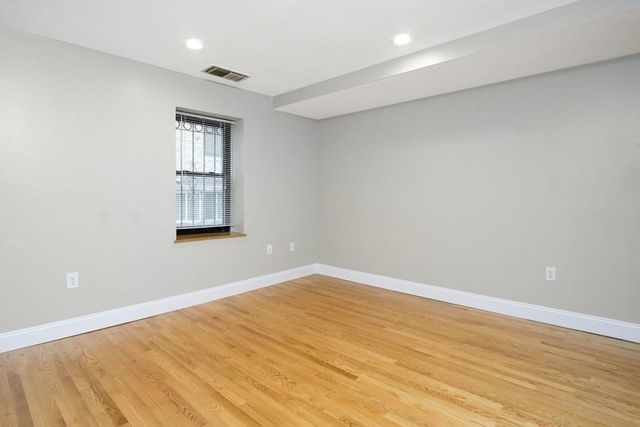 95 Gainsborough St 7, Boston, MA 02115