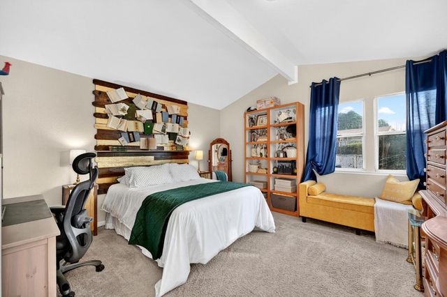 621 Dawnridge Rd, Roseville, CA 95678