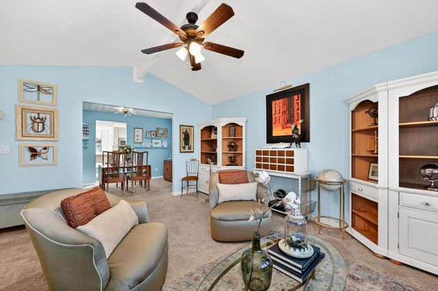 621 Dawnridge Rd, Roseville, CA 95678