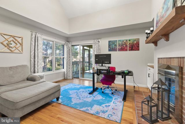 11 EDINBURGH CT, Newark, DE 19711