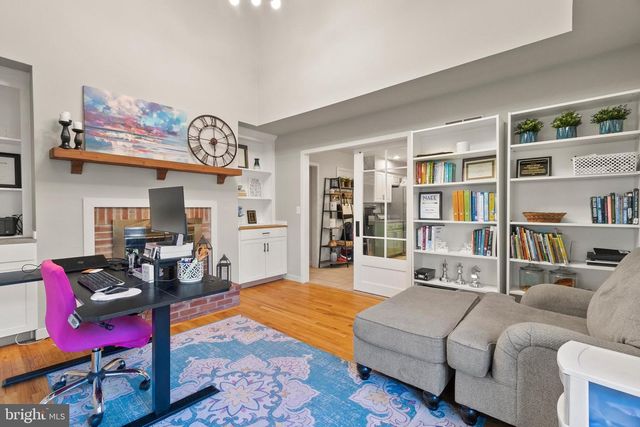 11 EDINBURGH CT, Newark, DE 19711