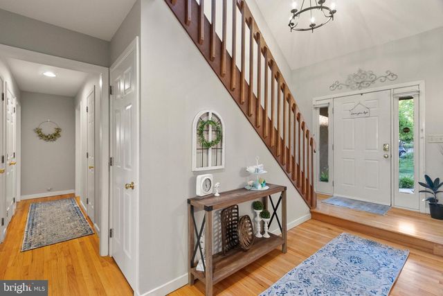11 EDINBURGH CT, Newark, DE 19711