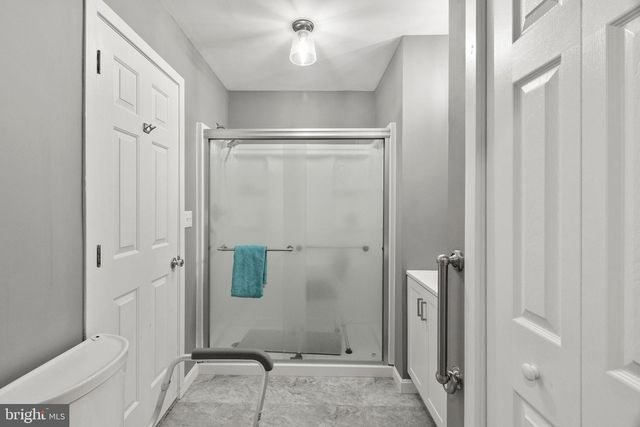 11 EDINBURGH CT, Newark, DE 19711