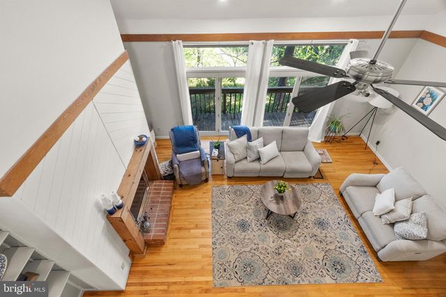 11 EDINBURGH CT, Newark, DE 19711