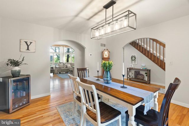 11 EDINBURGH CT, Newark, DE 19711