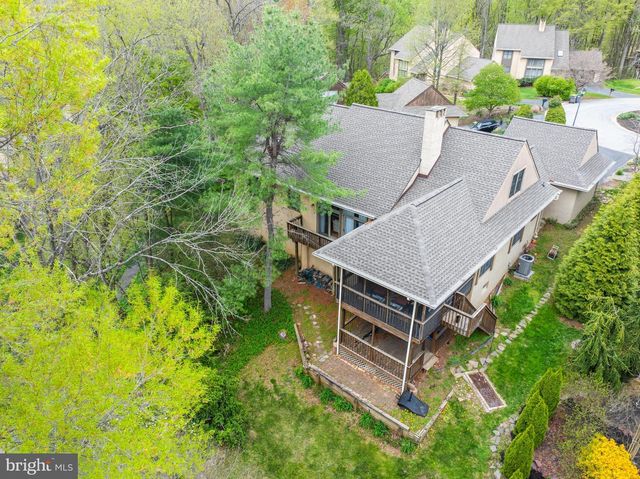 11 EDINBURGH CT, Newark, DE 19711