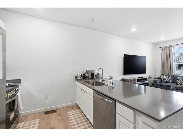 2014 S Gold Bug Way, Aurora, CO 80018