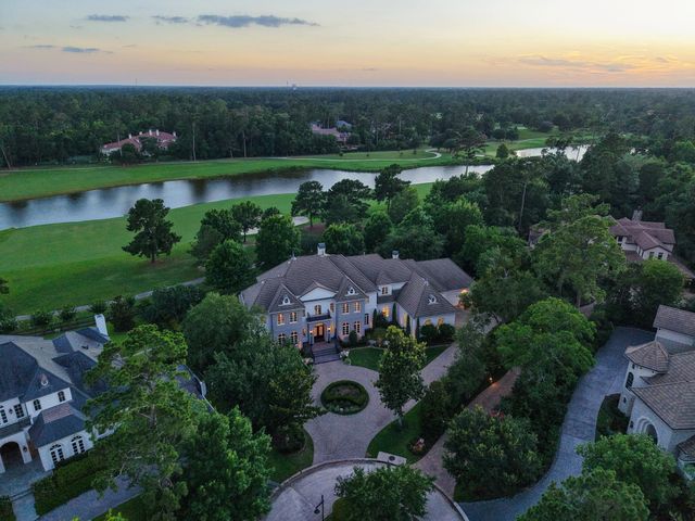 39 Maymont Way, The Woodlands, TX 77382