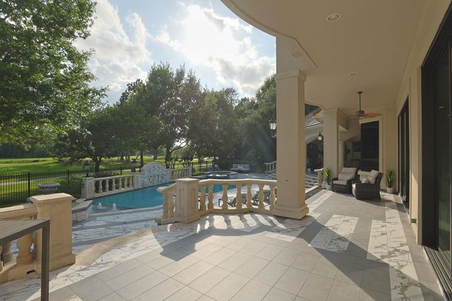 39 Maymont Way, The Woodlands, TX 77382