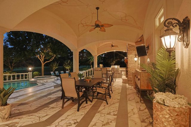 39 Maymont Way, The Woodlands, TX 77382