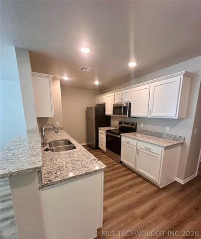 3424 Little John, Durant, OK 74701