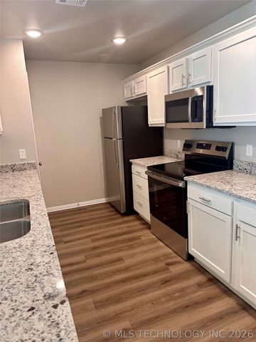 3424 Little John, Durant, OK 74701