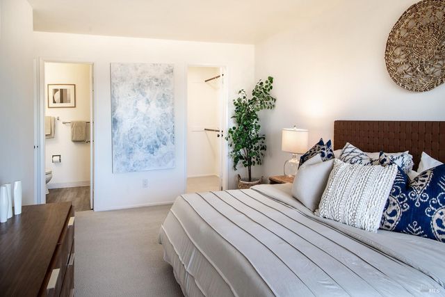 18 Margarita Ter, Novato, CA 94947