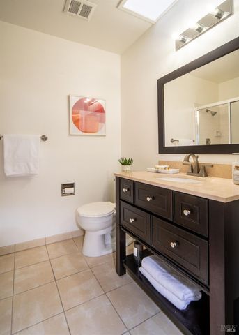 18 Margarita Ter, Novato, CA 94947