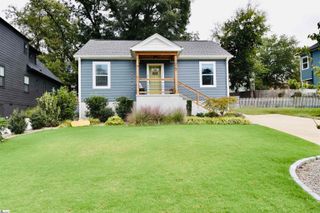 213/215 S Calhoun Street, Greenville, SC 29601