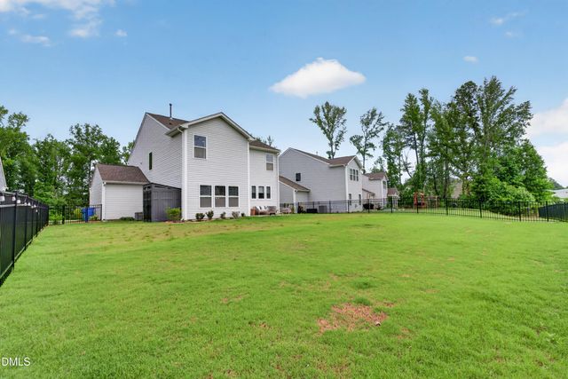 808 Atlantis Street, Fuquay Varina, NC 27526