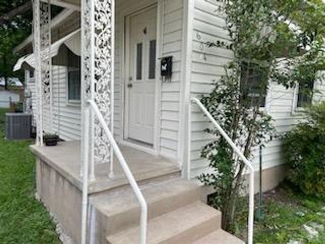 604 W North Loop BLVD, Austin, TX 78751