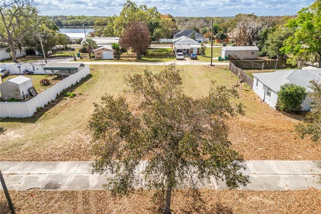 MAIN STREET, Dundee, FL 33838