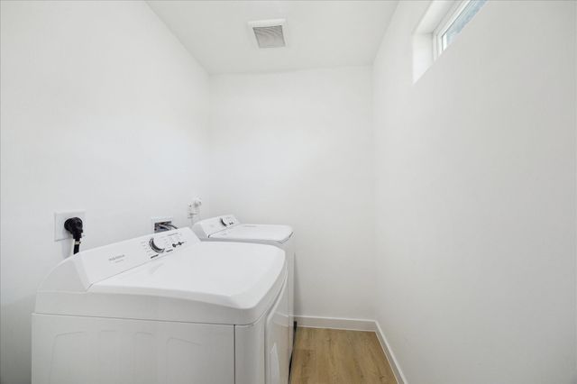 7504 Laura Koppe Road A, Houston, TX 77028