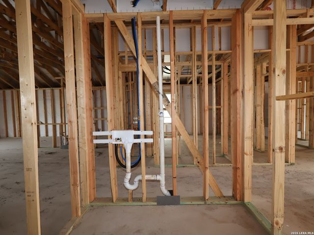 2910 Midlothian Way, Converse, TX 78109