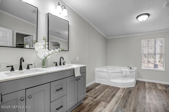 10450 ERICKSON Avenue, Hastings, FL 32145