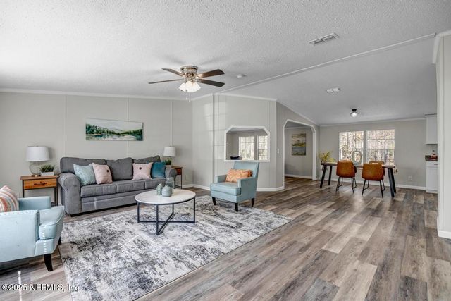 10450 ERICKSON Avenue, Hastings, FL 32145