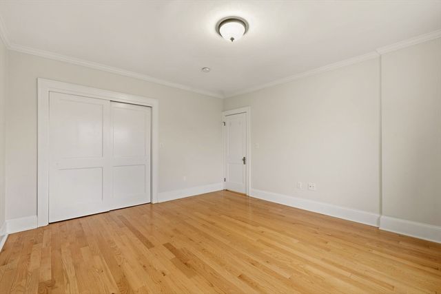 21 Bradlee Rd 32, Medford, MA 02155